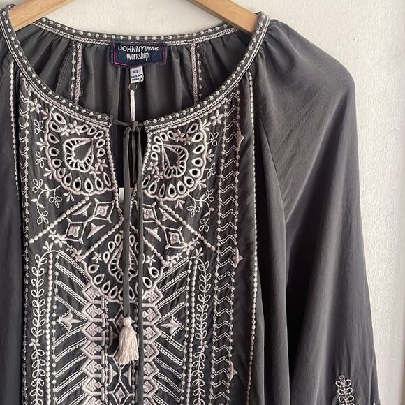 Johnny Was Workshop Luana Silk Peasant Blouse - Picture 4 of 16